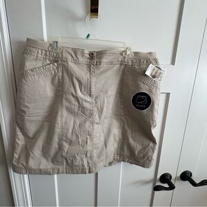 Ladies plus, 16, khaki, skort, school, work casual, pockets, pull up, NWT summer